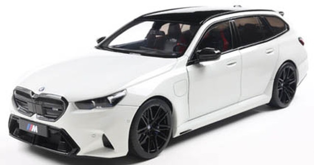 予約 S1814802 SOLIDO 1/18 BMW M5 ツーリング 2024 (ホワイト