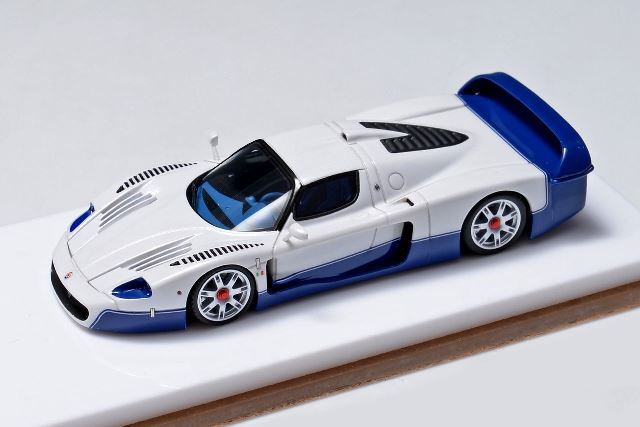 新品 YM model 1/64 マセラティ Maserati MC12 Stradale White Blue