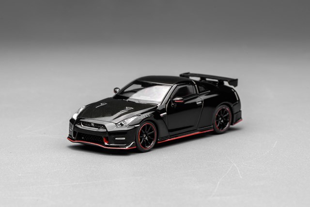予約 M63524 モーターヘリックス 1/64 Nissan GT-R NISMO (R35