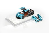 ͽ��  HKM Premium 1/64  �������� Huayra Coupe 2014 Chrome Blue ���Ĳ�ǽ