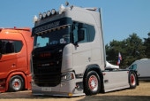 ͽ�� 01-5221 WSI 1/50   Sebastien Boutonnet SCANIA R HIGHLINE CR20H 4X2