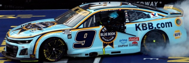 予約 LR339995 ライオネルレーシング 1/64 KELLY BLUE BOOK 2025