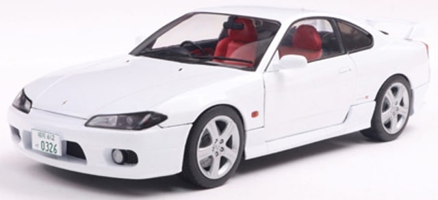 新品 S1812201 SOLIDO 1/18 日産 シルビア S15 スペックR エアロ 1999