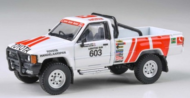 予約 PA65529 PARA64 1/64 トヨタ ハイラックス 1993年 ルーフ・オブ