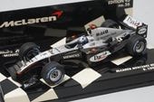 1/43 �ߥ˥����ץ� 530044305 �ޥ��顼��� ��륻�ǥ� MP4-19 #5 D.���륵����