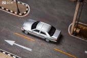 ͽ��  DCM 1/64 �٥�� Benz W124 500E Silver