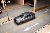 ͽ��  DCM 1/64 �٥�� Benz W124 500E Brabus Silver Gray