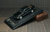 ͽ��  DCM 1/64 BMW ������ E32 7-Series Sedan Black/Black Interior