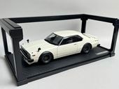 1/18 �����˥å�����ǥ� IG1080 ���� Nissan Skyline 2000 GT-ES (C210) White