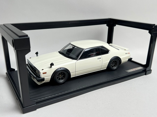 イグニッションモデル 1/18スカイライン2000GT-ES ホワイトC210 The