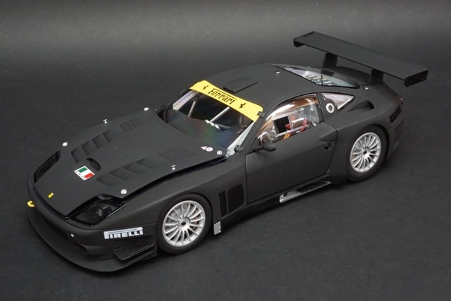 1/18 京商 フェラーリ 575 GTC エヴォルツォーネ 2005 ワンオフカスタム 1/18 京商 フェラーリ 575 GTC