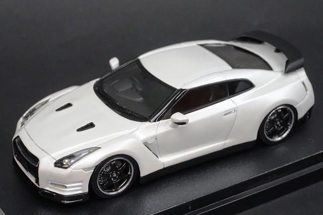 1/43 HPI 8313 ミラージュ 日産 GT-R スペックV 2011MY (R35