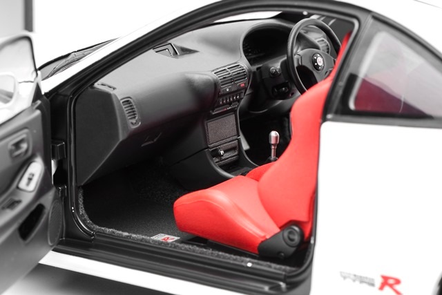 新品 M85203 モーターヘリックス 1/18 ホンダ Integra Type R（DC2