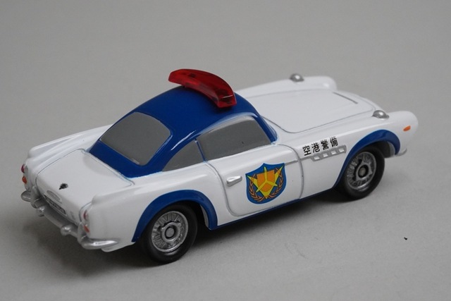 トミカ C-28 カーズ フィン・マックミサイル (空港警備タイプ