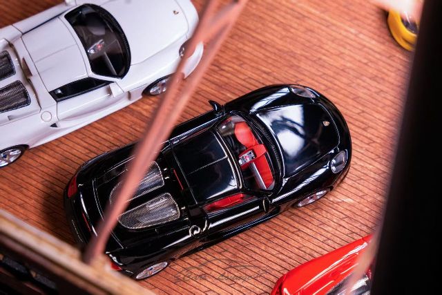 予約 Cars' Lounge 1/64 カレラ Carrera GT Schwarz, Boost Gear