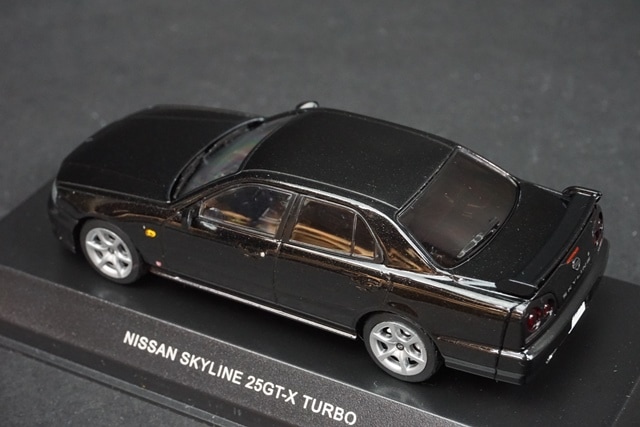 NISSAN スカイライン 25GTターボ ブラック 日産 スカイライン 25GTターボ | GARAGE-R