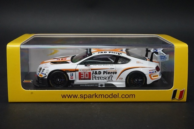 1/43 スパーク SB133 ベントレー Continental GT3 #30 - 24h SPA 2016