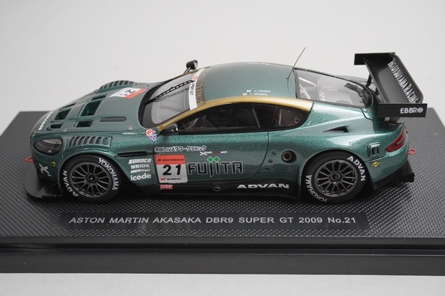 スパークアストンマーティンAston Martin DBR9 ミニカー 1/43 Amazon.co.jp: スパークモデル 1/43 アストンマーチン DBR9 #009