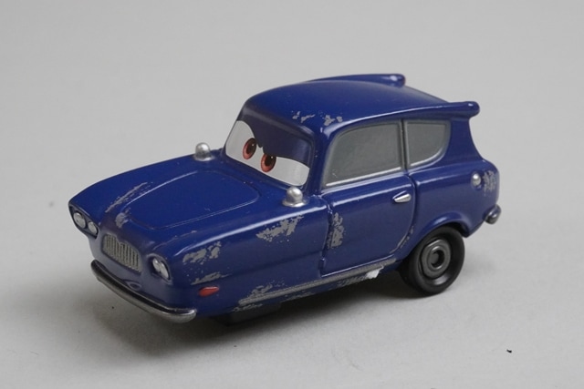 タカラトミー トミカ C-30 マッハ・マツオ C-33 トンべ トミカ カーズ・トミカ C-30 マッハ・マツオ(スタンダードタイプ