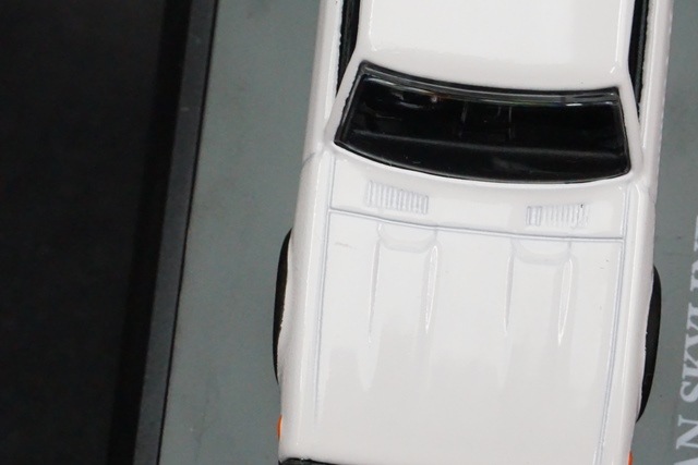 1/64  Beads Collection 06021W 饤 2000 GT-R KPGC10 1971 ۥ磻