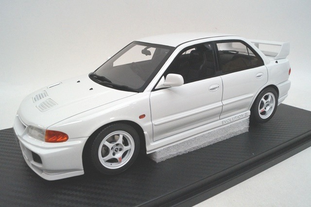 ����17B06-01 onemodel 1/18 ��ɩ ��󥵡� EVO III Northstar White