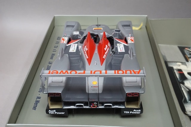 1/18 スパーク S1808 アウディ R10 TDI LM 優勝 2006 #8, Boost