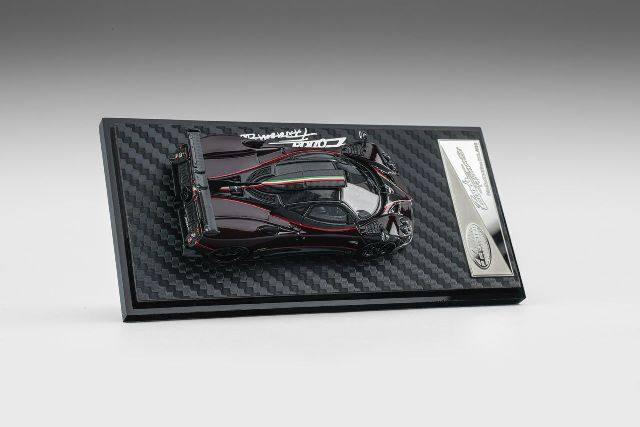 almost real 1/64　パガーニ ゾンダ R Pagani Zonda R by Almost Real: The most detailed modelcar in