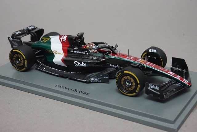 1/43 スパーク S8932 アルファロメオ F1チーム Stake C43 イタリアGP