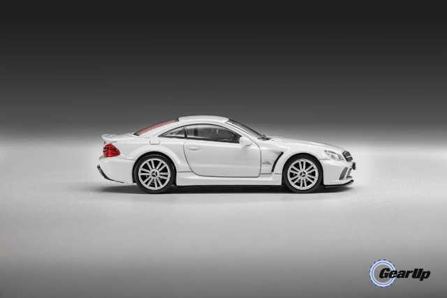 新品 Gear Up Models / GUM 1/64 SL65 AMG Black Series R230