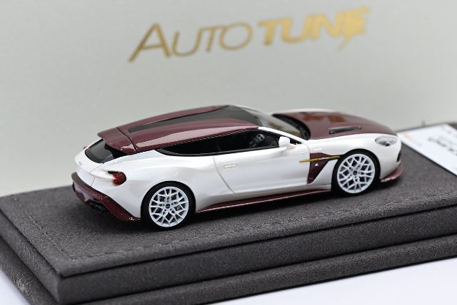 予約 Autotune Model 1/64 アストンマーティン ヴァンキッシュ