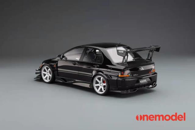 ���� 20C03-25 onemodel 1/18 ��ɩ VOLTEX EVO IX Carbon bonnet Ver. Black