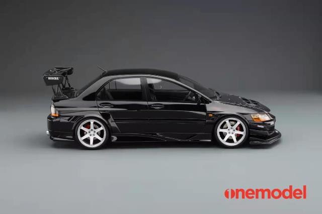 ���� 20C03-25 onemodel 1/18 ��ɩ VOLTEX EVO IX Carbon bonnet Ver. Black