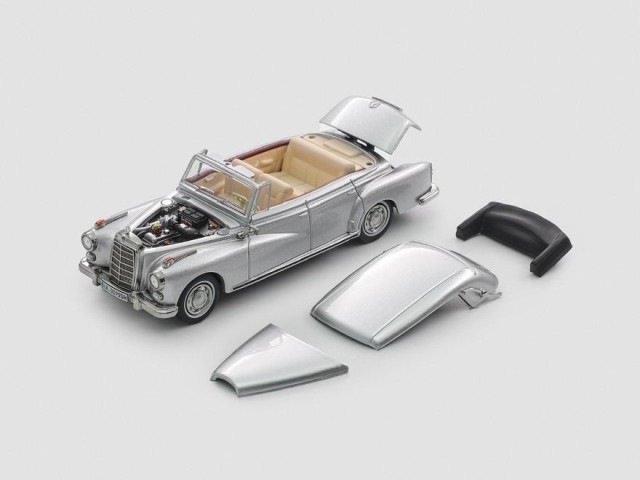 新品 Mortal 1/64 メルセデス ベンツ ロードスター Mercedes Benz 300D