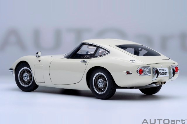 トヨタ 2000GT 1/18 スケールモデル Amazon | AUTOart 1/18 トヨタ 2000GT ホワイト | ミニカー