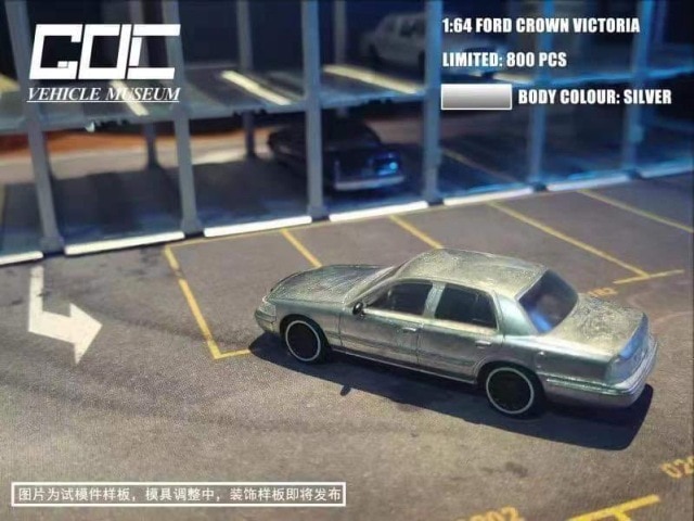 1/64 フォード クラウンビクトリア、フォード エクスプローラー 予約 Rollin 1/64 フォード クラウン ビクトリア CROWN VICTORIA EN114