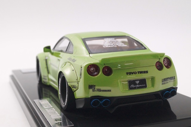 ����17B04-68 onemodel 1/43 ���� LB Work R35 Ducktail  ���åץ륰�꡼��