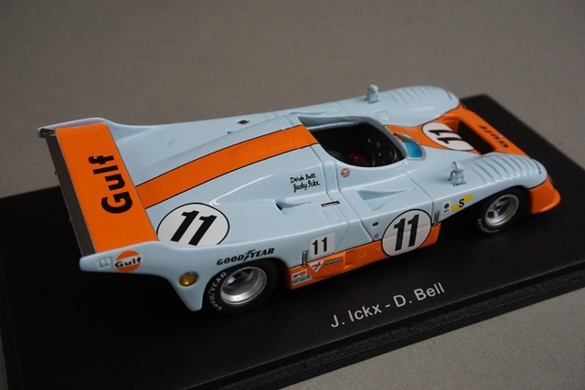 スパーク 1/18 ガルフ ミラージュGR8 1975 Mirage GR8 n°11 Winner 24H Le Mans 1975 Ickx / Bell 1:43 Spark 43LM75