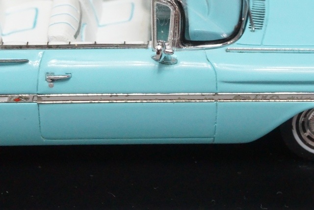 1/43 スパーク S2901 シボレー インパラ コンバーチブル 1959, Boost