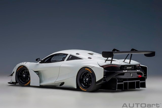 新品 81940 オートアート 1/18 マクラーレン 720S GT3