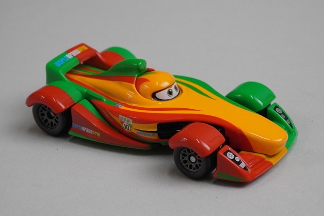 トミカ カーズ C-25 リップ・クラッチゴンスキー (スタンダードタイプ) Amazon.co.jp: ティズニー トミカ カーズ C-25 リップ・クラッチ