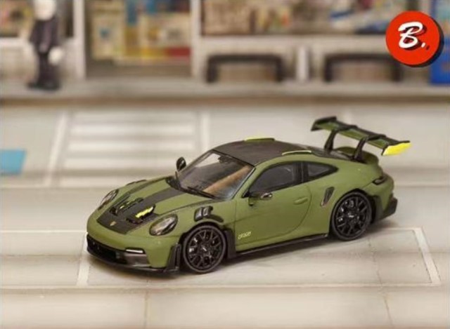 予約 SW Street Weapon 1/64 ポルシェ 992 GT3 RS B/Matte Green