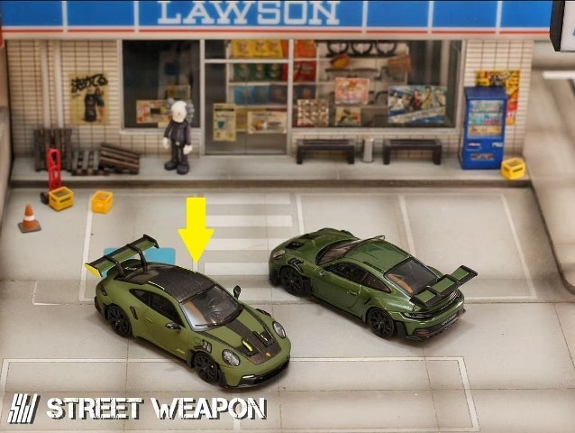 新品 SW Street Weapon 1/64 ポルシェ 992 GT3 RS B/Matte Green
