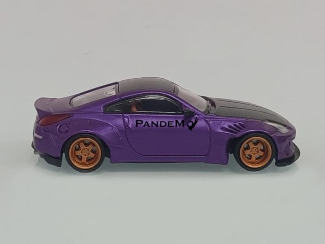 新品 LMLF 1/64 日産 Nissan Fairlady Z33 350Z Pandem Rocket bunny