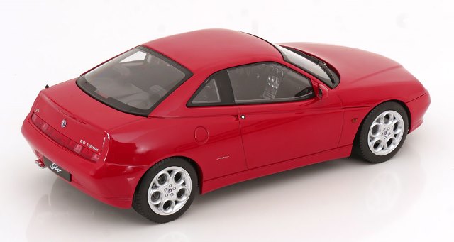 WELLY(ウェリー)：アルファロメオ GTクーペ 2003 １/１８ ミニカー WELLY(ウェリー)：アルファロメオ GTクーペ 2003 1/18 ミニカー