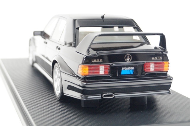 ���� 18B01-05 onemodel 1/18 ��륻�ǥ� �٥�� 190E EVO2 �᥿��å��֥�å�