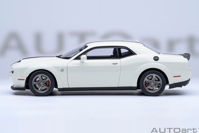 ���� 71766 �����ȥ����� 1/18 ���å� �����󥸥㡼 SRT �����ѡ� ���ȥå� 2023 �ʥۥ磻�ȡ������ܥ�֥�å������ȥ饤�� ��KNUCKLE WHITE��� 