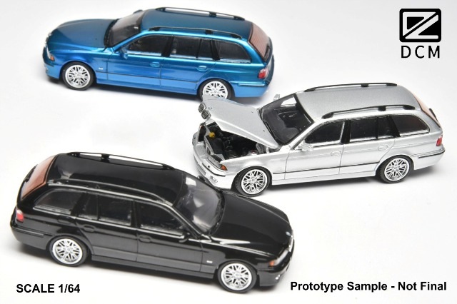 予約 DCM 1/64 BMW M5 ステーションワゴン Blue, Boost Gear ミニカー通販