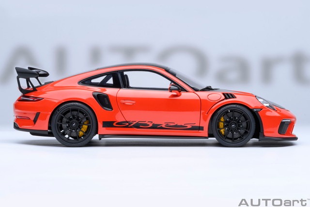 ���� 78177 �����ȥ����� 1/18 �ݥ륷�� 911 ��991.2�� GT3 RS ���������åϡ��ѥå����� �ʥ���󥸡������ܥ�֥�å��� 