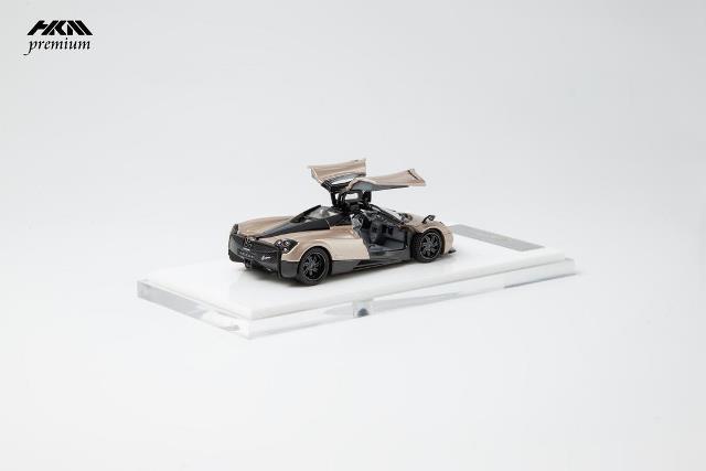 さ*ー様 HKM 1:64 パガーニ ウアイラ ドア・エンジンフード開閉 さ*ー様 HKM 1:64 パガーニ ウアイラ ドア・エンジンフード開閉