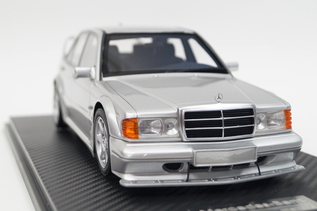 1/43 ベンツ　ディーラー正規モデル　ミニカー　SLK R170 シルバー Amazon | 1/43 メルセデスベンツ SLKクラス Mercedes-Benz SLK